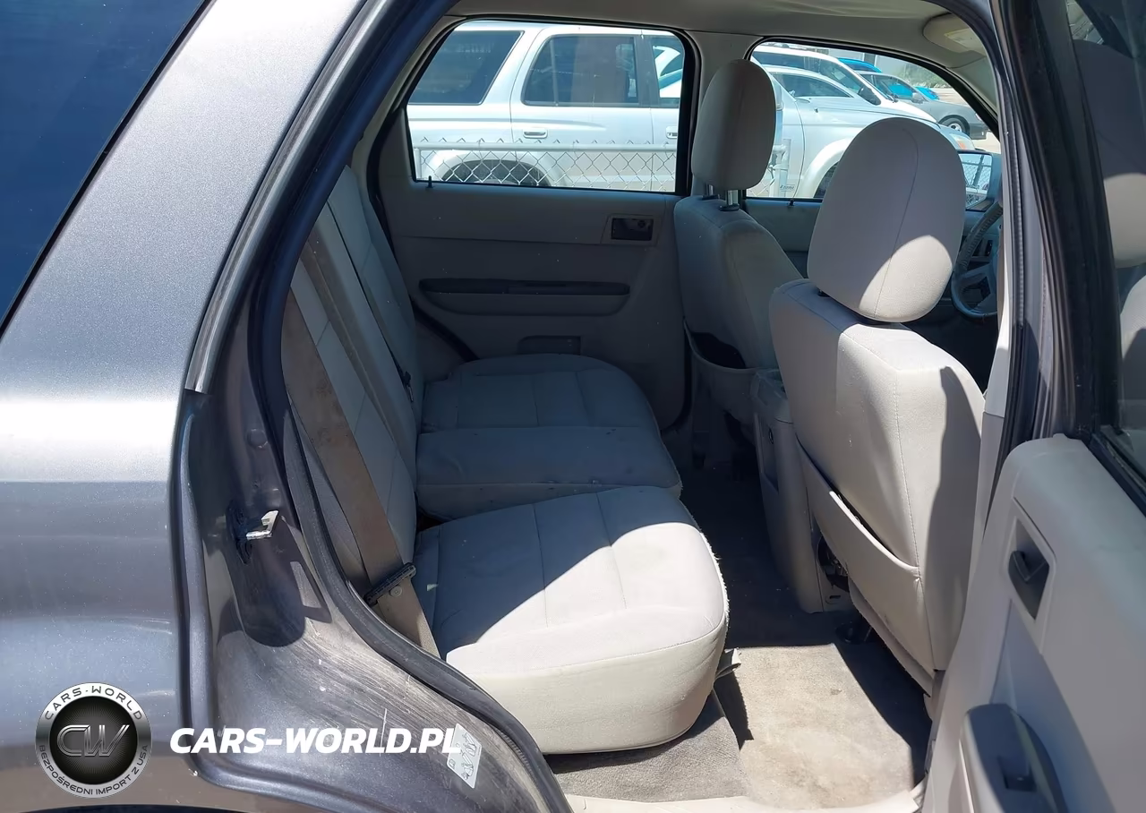 2011 Ford Escape Xlt VIN:1FMCU0DG9BKC30129 - 8