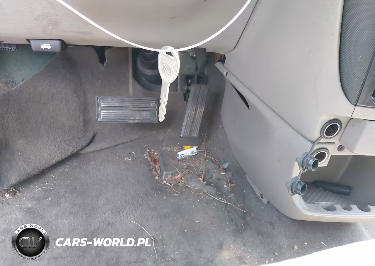 2003 Dodge Grand Caravan Sport VIN:2D4GP44353R269937 - 11