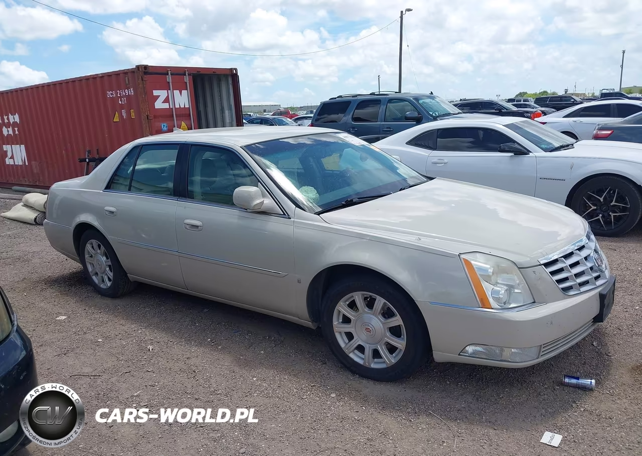 2010 Cadillac Dts Standard – zdjęcie 1 z 10