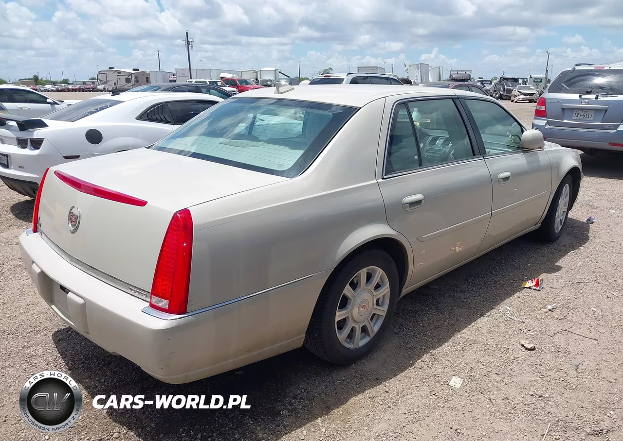 2010 Cadillac Dts Standard VIN:1G6KA5EY0AU105975 - 4