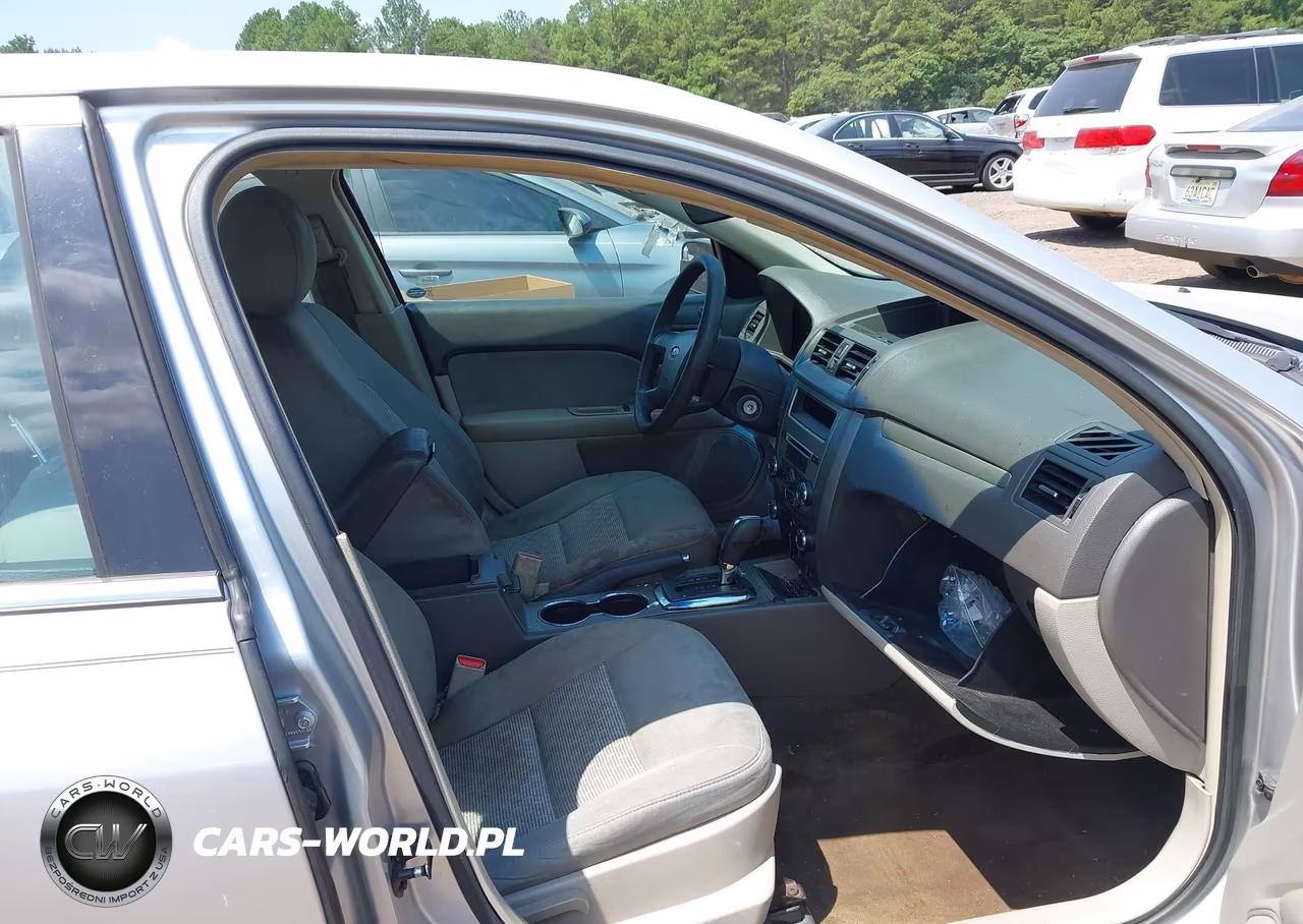 2012 Ford Fusion Se VIN:3FAHP0HA9CR388075 - 5