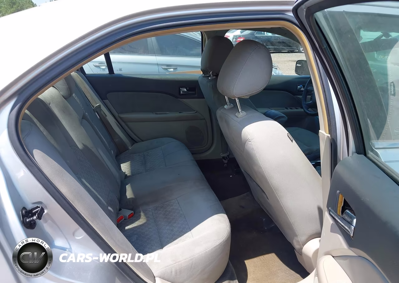 2012 Ford Fusion Se VIN:3FAHP0HA9CR388075 - 8