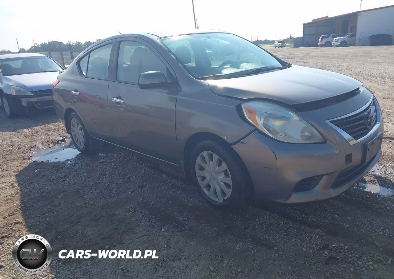 2014 Nissan Versa 1.6 Sv