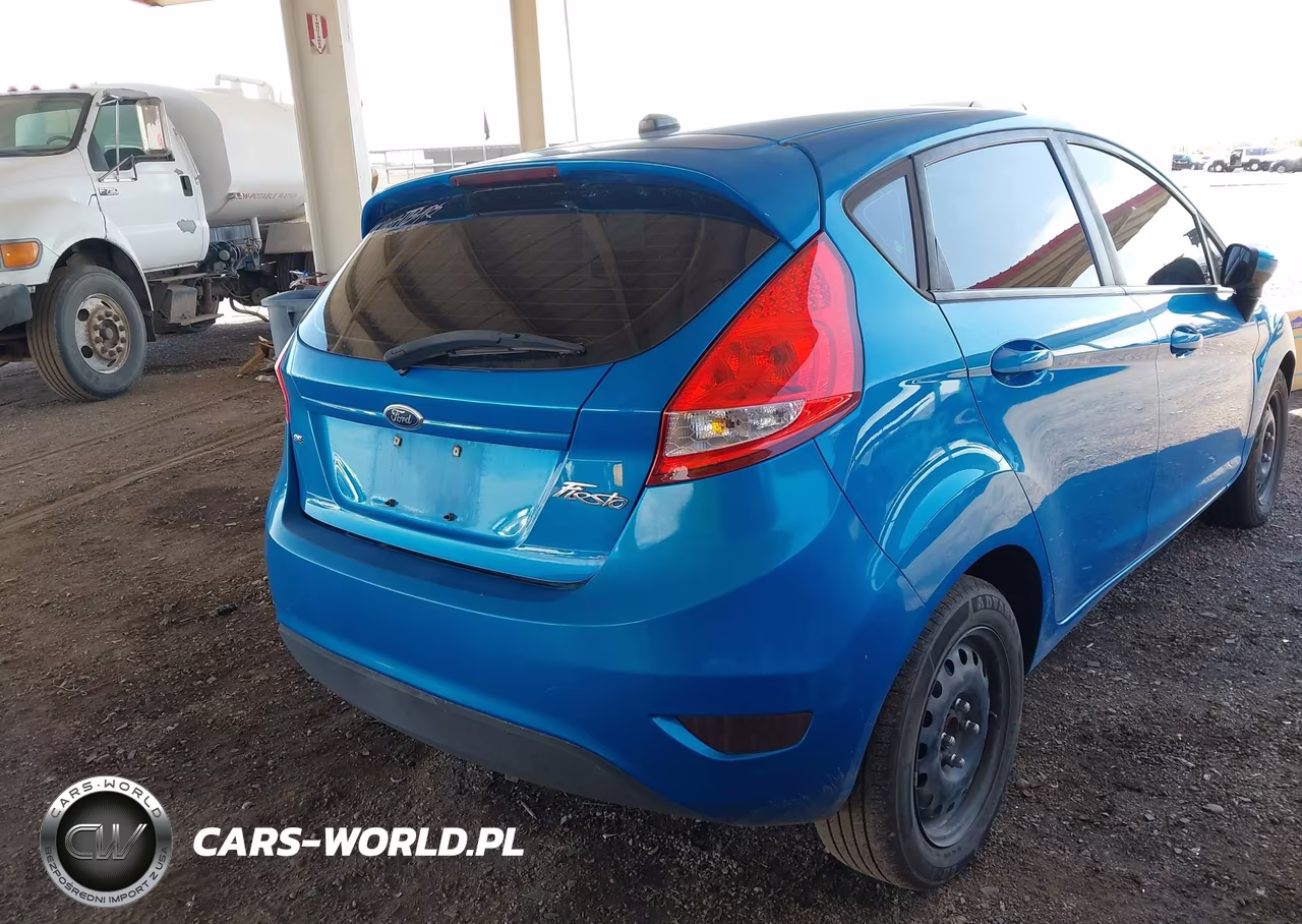 2012 Ford Fiesta Se VIN:3FADP4EJ8CM132128 - 4