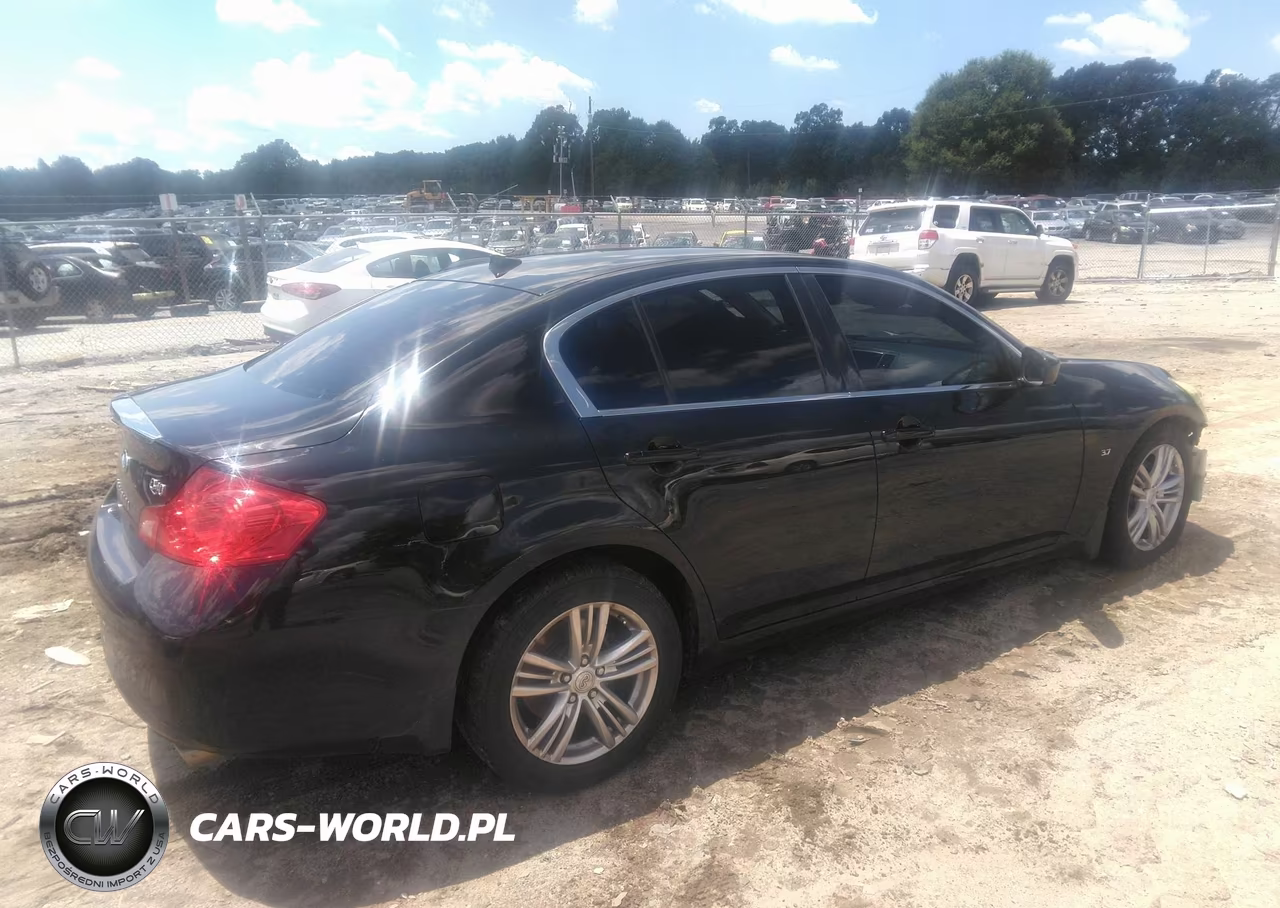 2015 Infiniti Q40 VIN:JN1CV6AP7FM500688 - 4