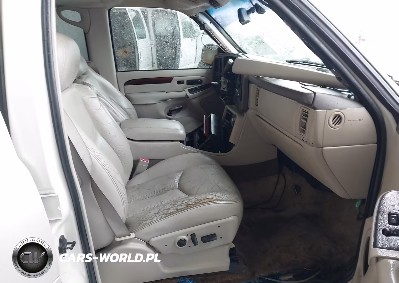 2003 Cadillac Escalade Standard VIN:1GYEK63N03R181976 - 5