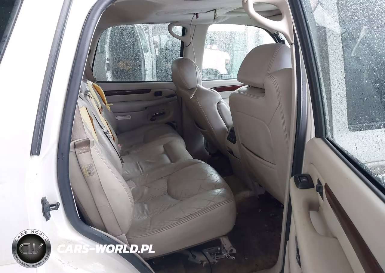 2003 Cadillac Escalade Standard VIN:1GYEK63N03R181976 - 8