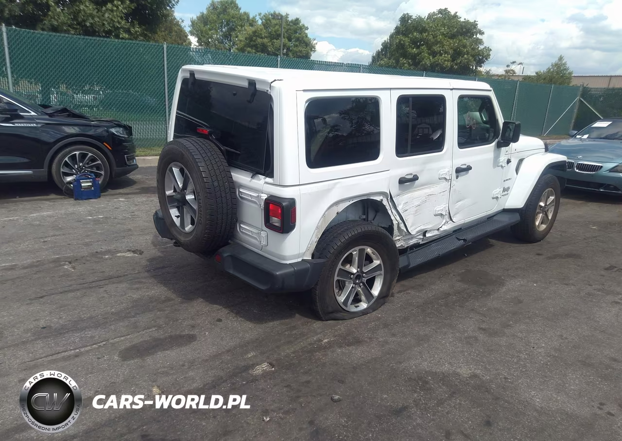 2020 Jeep Wrangler VIN:1C4HJXEN1LW220780 - 4