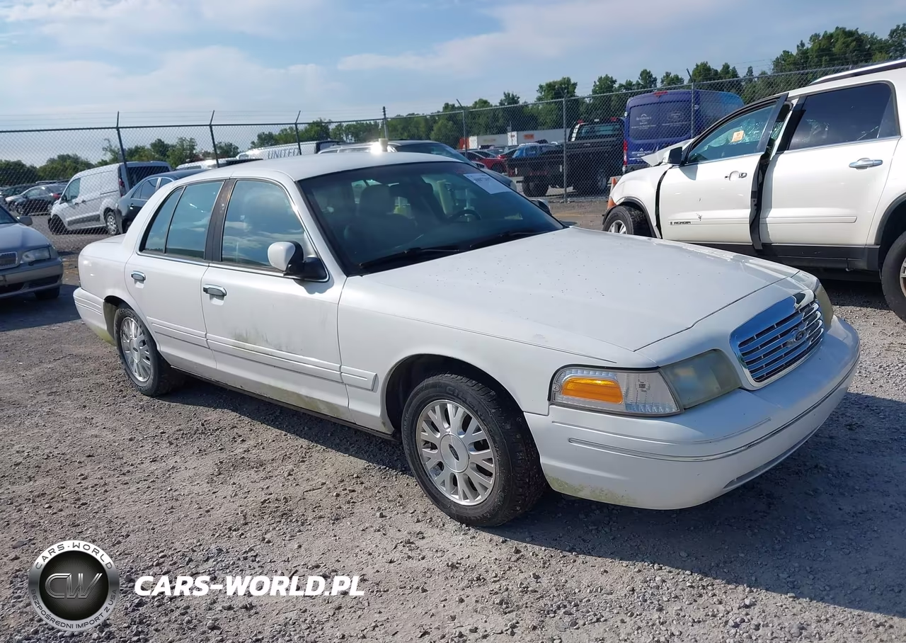 2003 Ford Crown Victoria Lx – zdjęcie 1 z 11