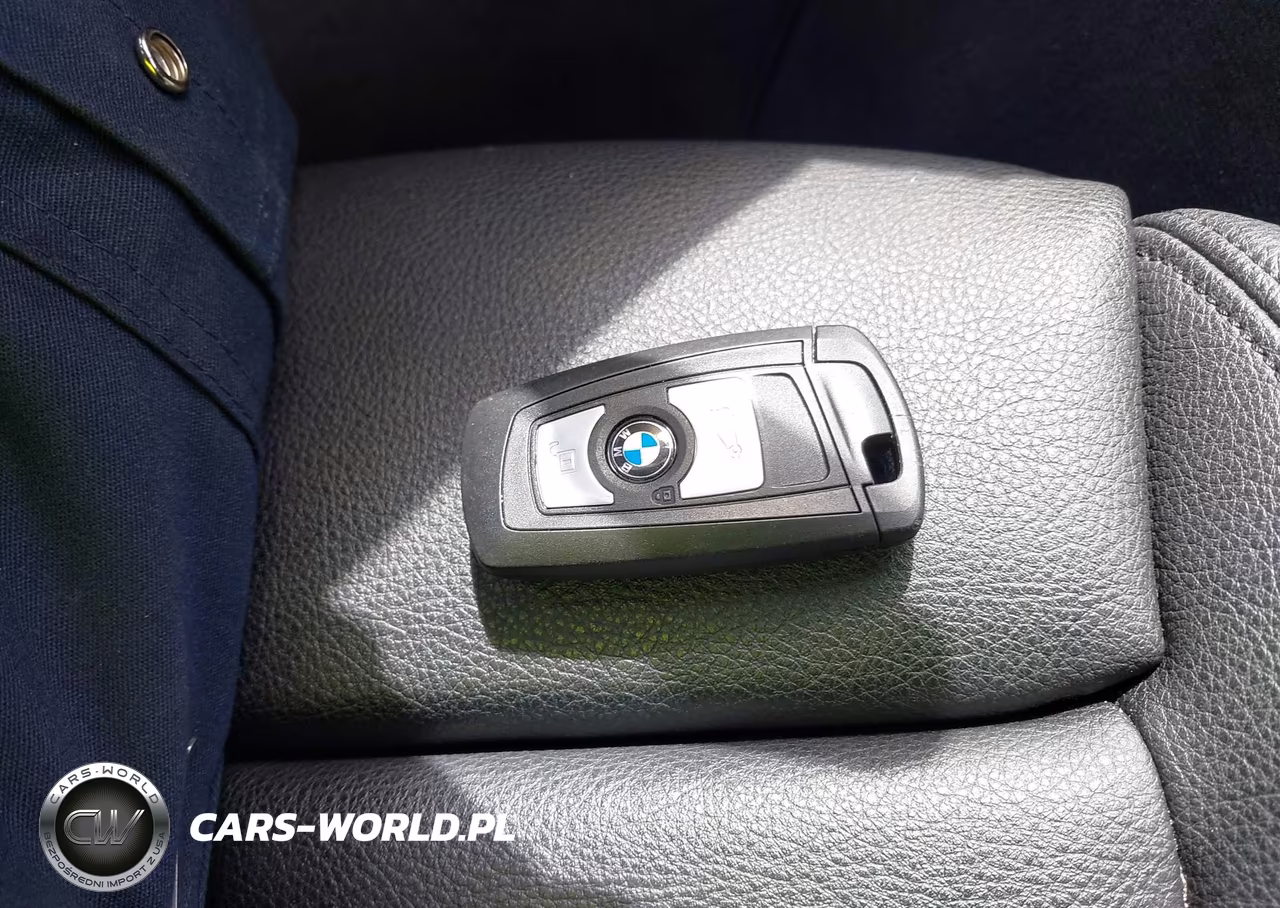2015 BMW 320I xDrive VIN:WBA3C3G50FNS73147 - 11