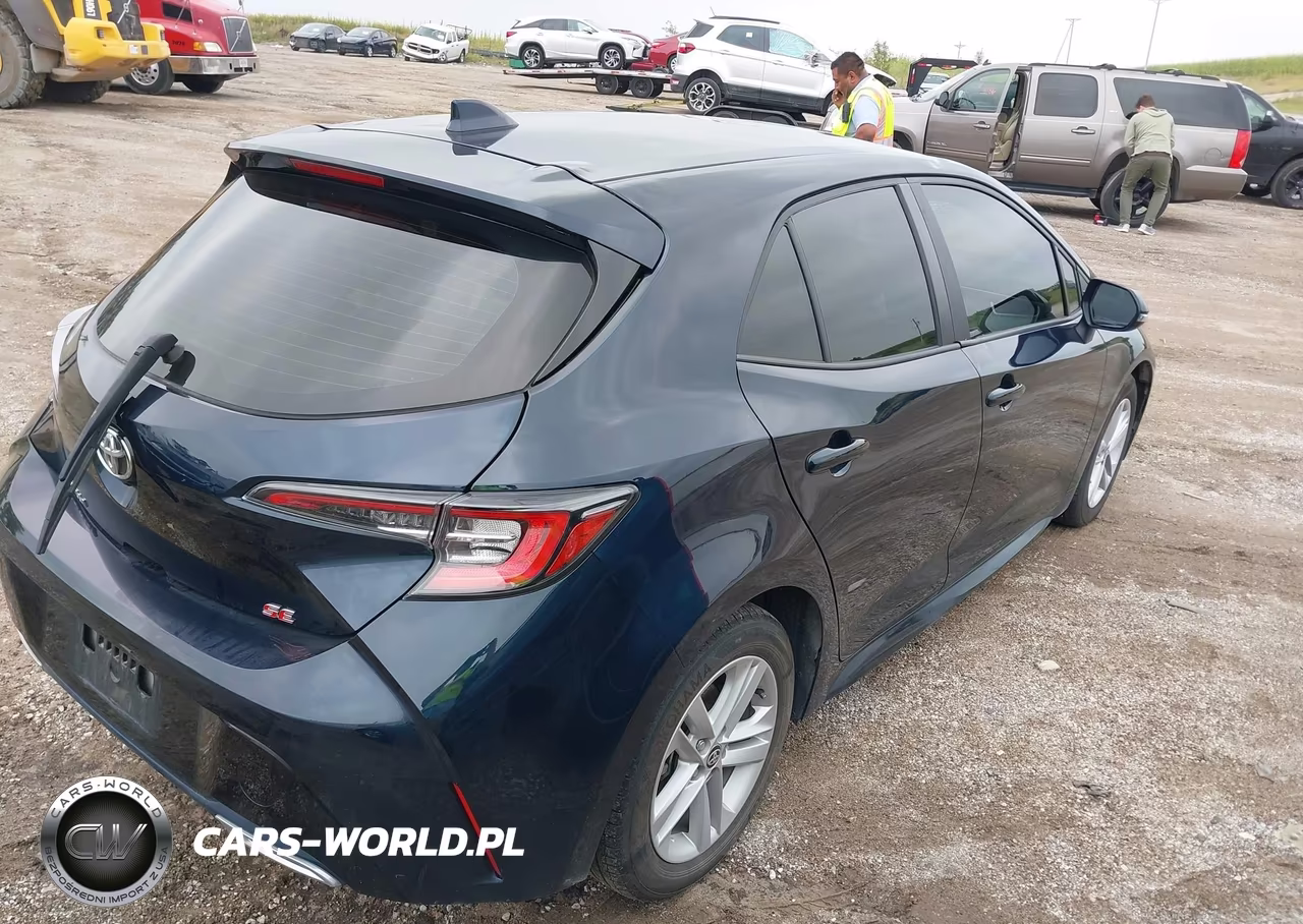 2022 Toyota Corolla Se VIN:JTND4MBE4N3158705 - 4