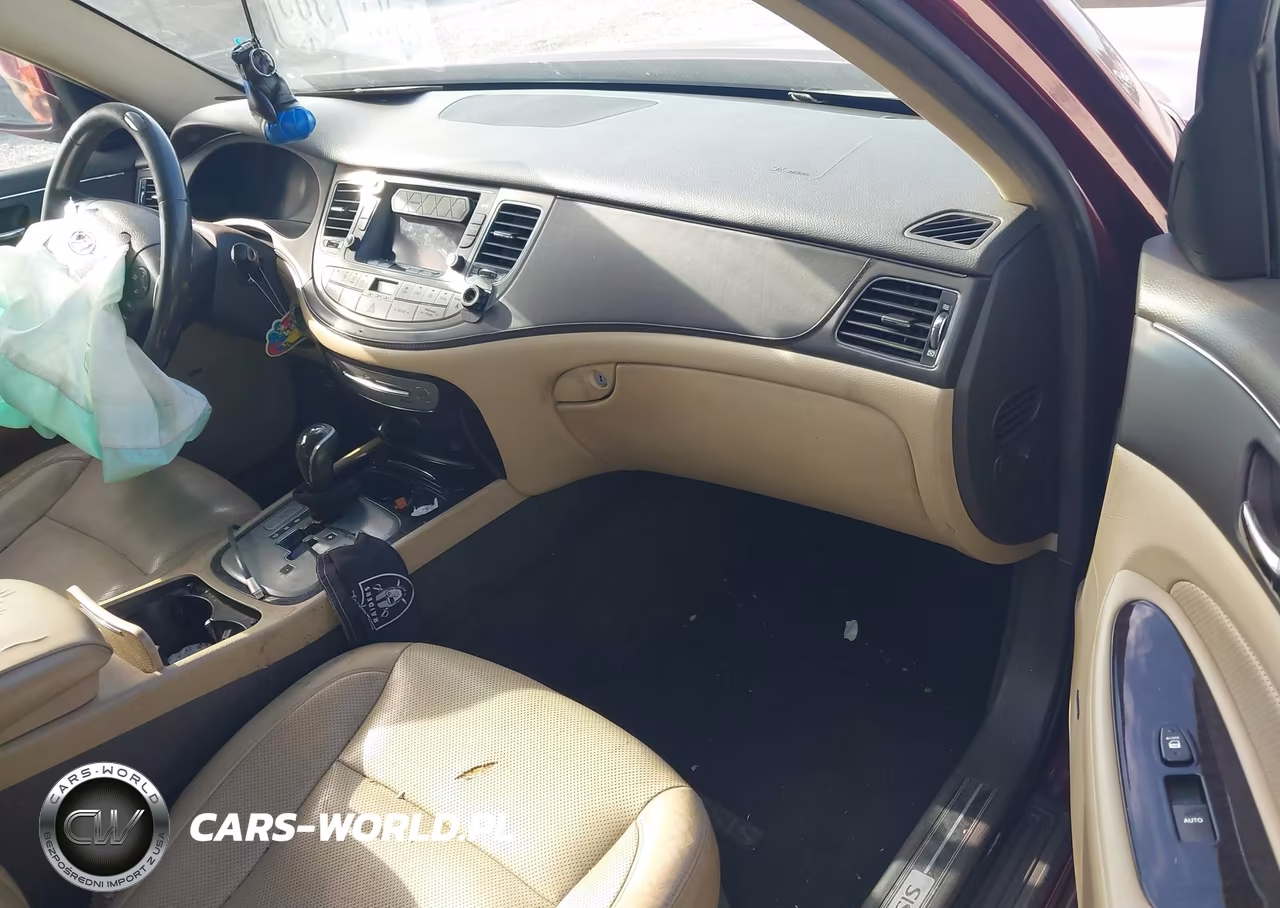 2011 Hyundai Genesis 3.8 VIN:KMHGC4DE8BU123068 - 5