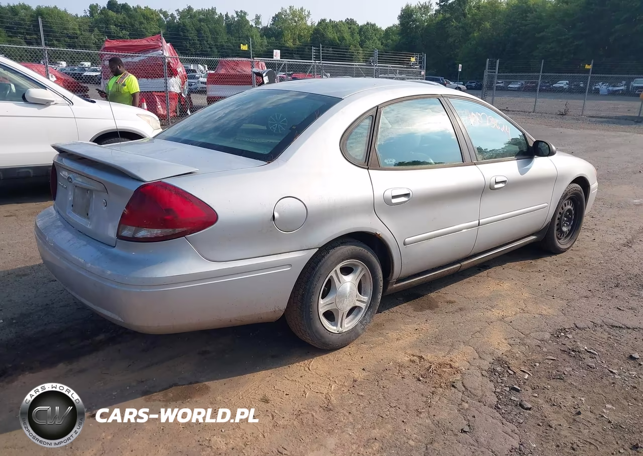 2005 Ford Taurus Se VIN:1FAFP53265A240192 - 4