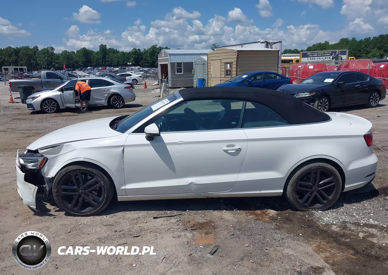 2017 Audi A3 2.0T Premium VIN:WAU78LFF7H1056685 - 14