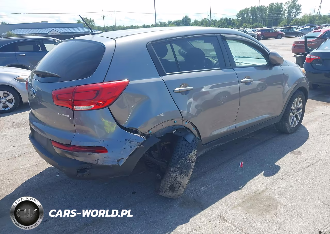 2015 Kia Sportage Lx VIN:KNDPB3AC4F7744302 - 4