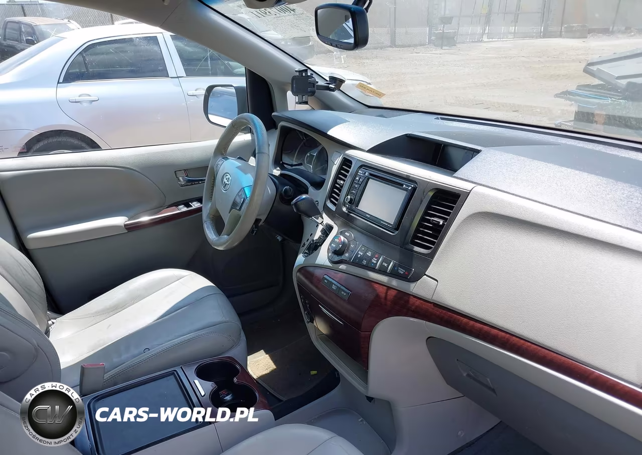 2013 Toyota Sienna Xle V6 8 Passenger VIN:5TDYK3DC5DS373508 - 5