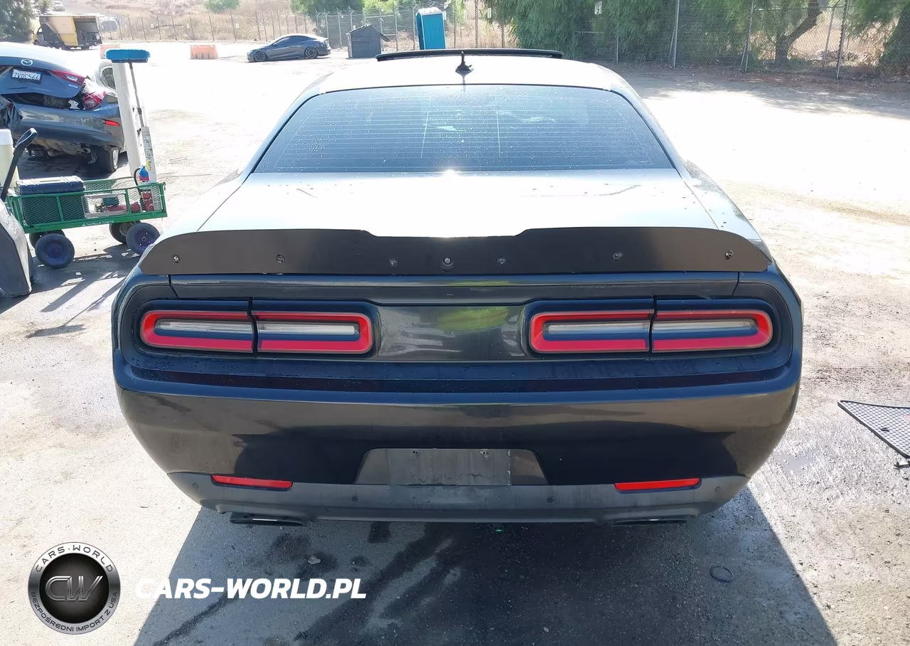 2016 Dodge Challenger R-T Scat Pack VIN:2C3CDZFJ1GH131860 - 16