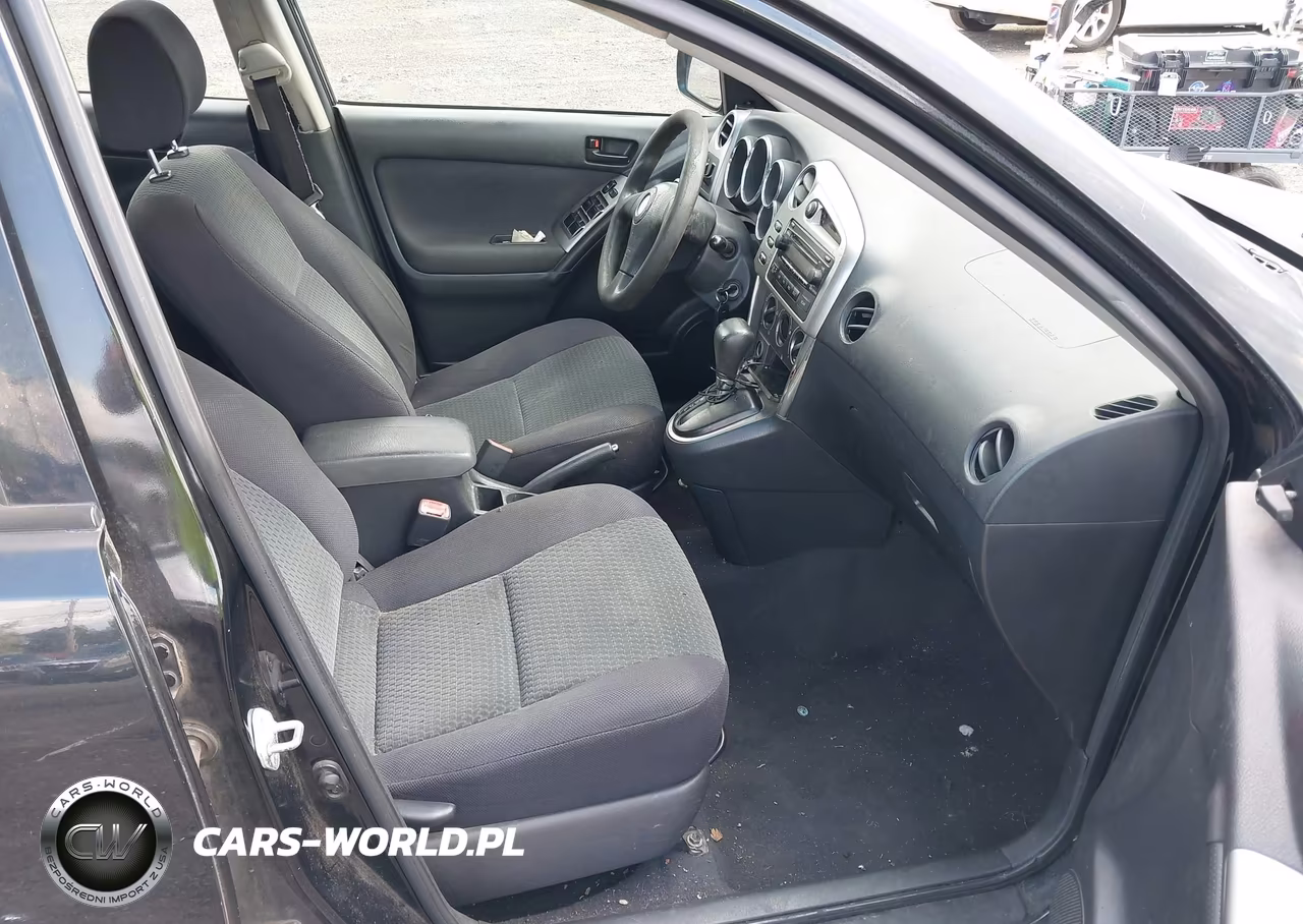2005 Toyota Matrix VIN:2T1KR32E75C383845 - 5