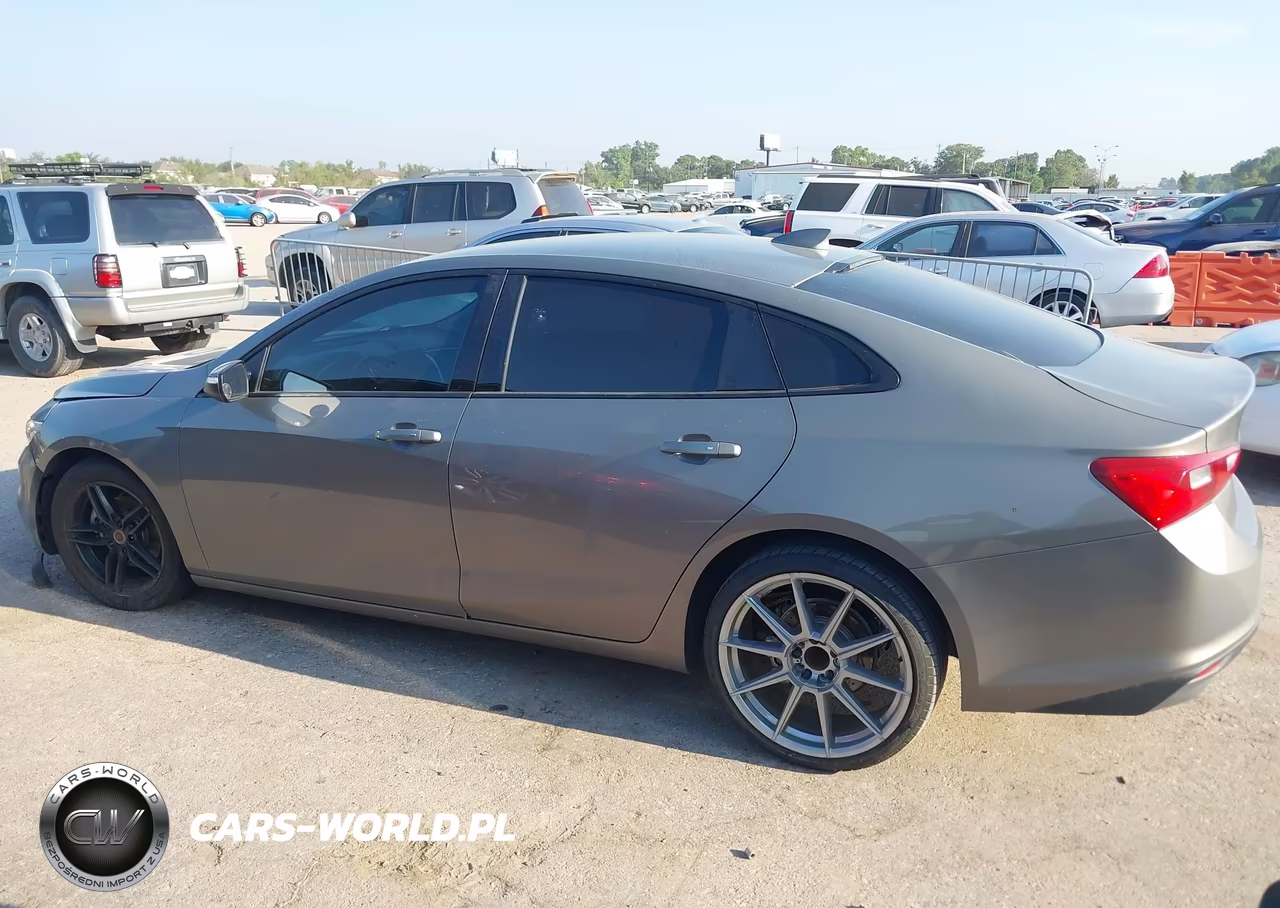 2018 Chevrolet Malibu Lt VIN:1G1ZD5ST8JF231770 - 14