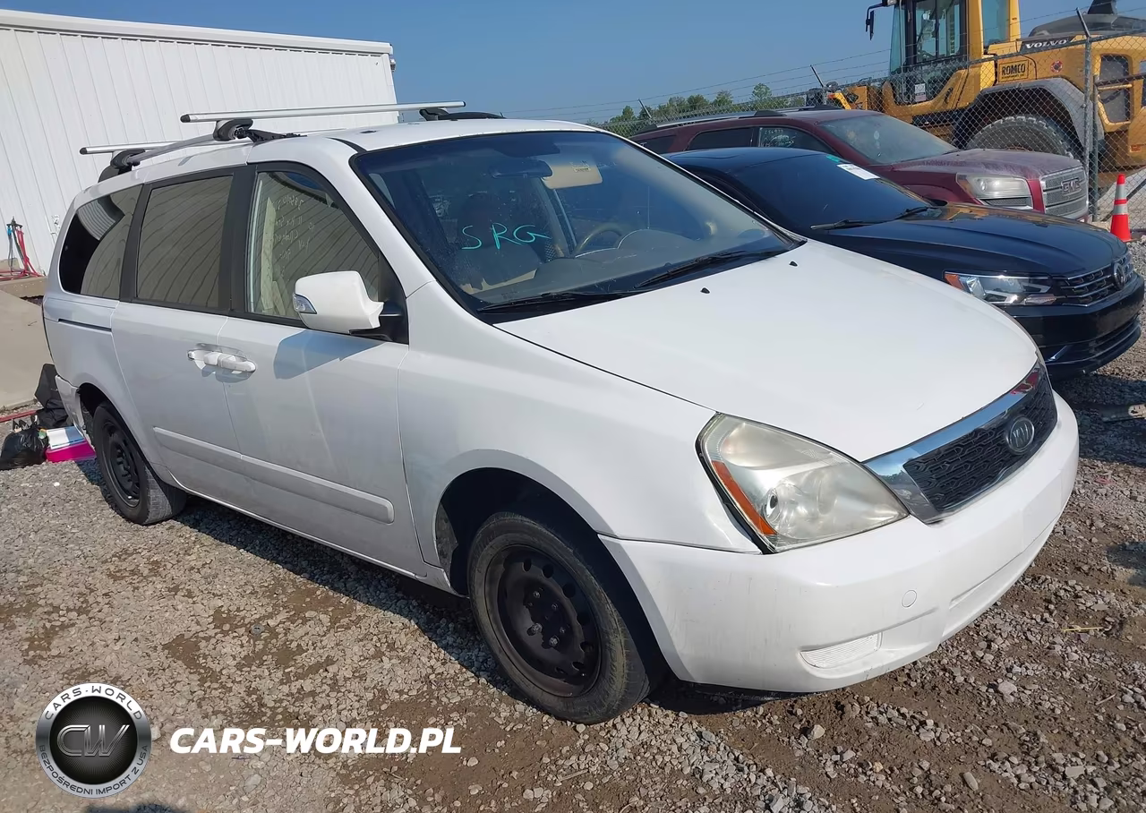 2011 Kia Sedona Lx