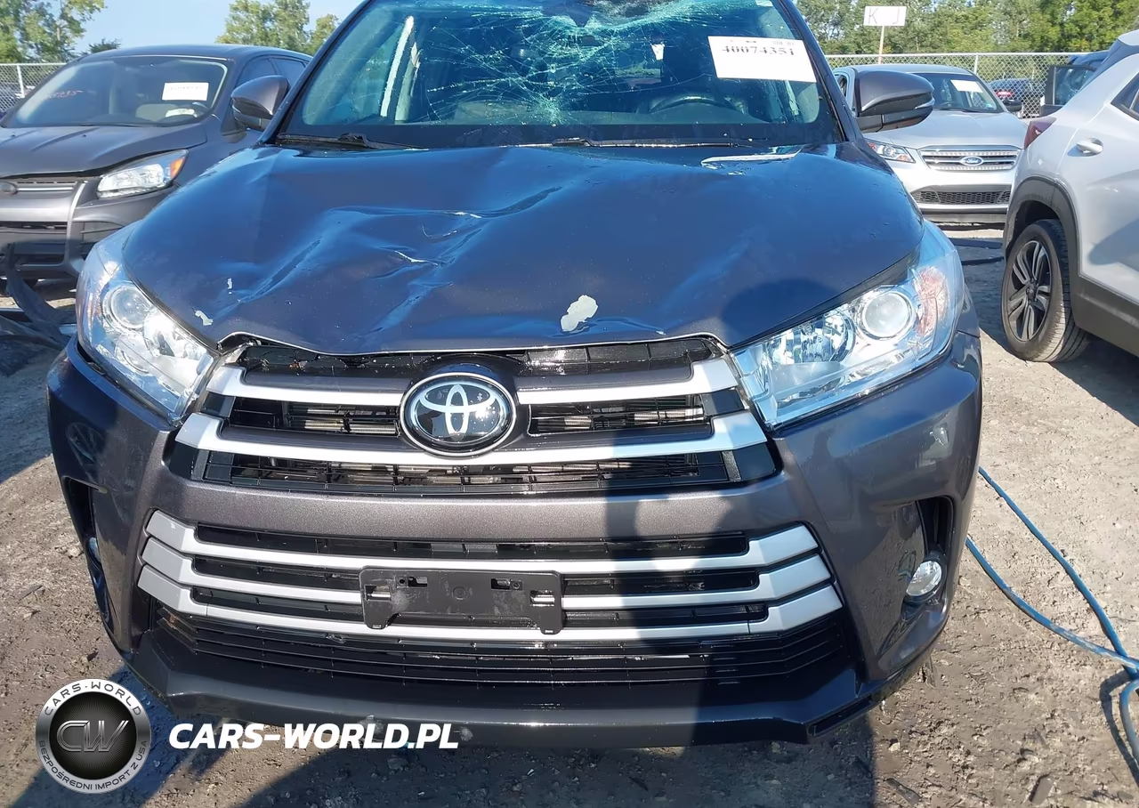 2018 Toyota Highlander Xle VIN:5TDJZRFHXJS871529 - 12