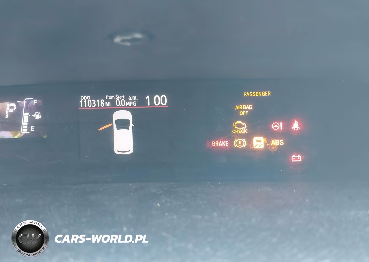 2015 Toyota Prius C Two VIN:JTDKDTB31F1093524 - 7