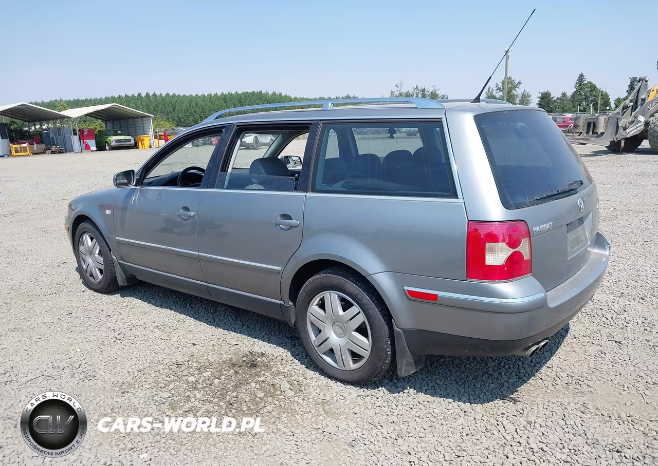 2003 Volkswagen Passat W8 VIN:WVWZK63B33E083917 - 3