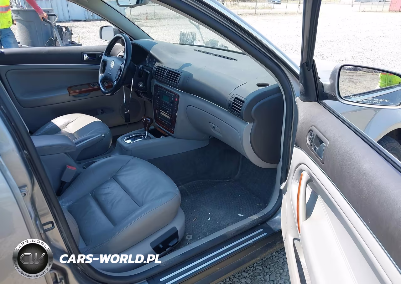 2003 Volkswagen Passat W8 VIN:WVWZK63B33E083917 - 5