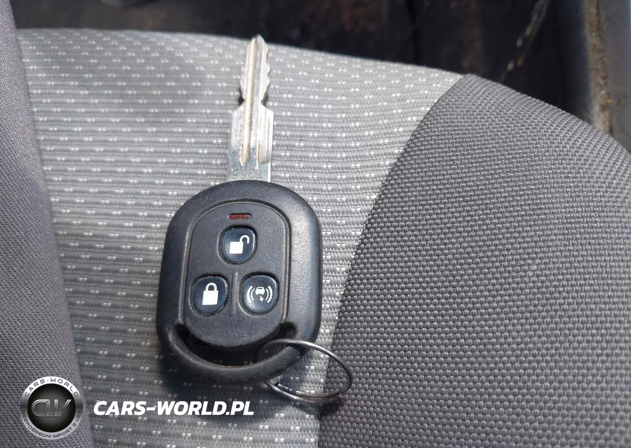 2009 Pontiac G3 VIN:KL2TD66E89B670178 - 11