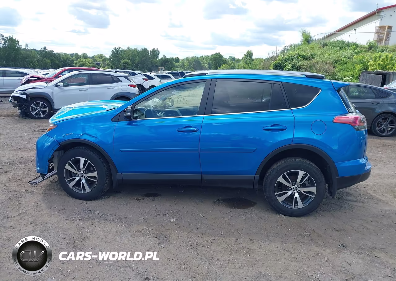 2017 Toyota Rav4 Xle VIN:JTMRFREV0HD204557 - 15