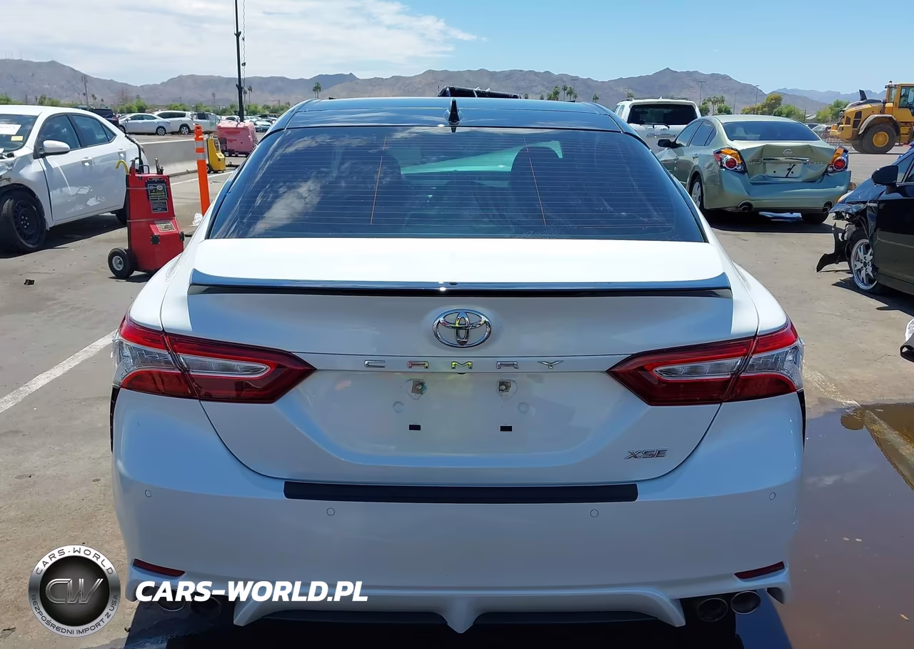 2020 Toyota Camry Xse V6 VIN:4T1KZ1AKXLU033780 - 16