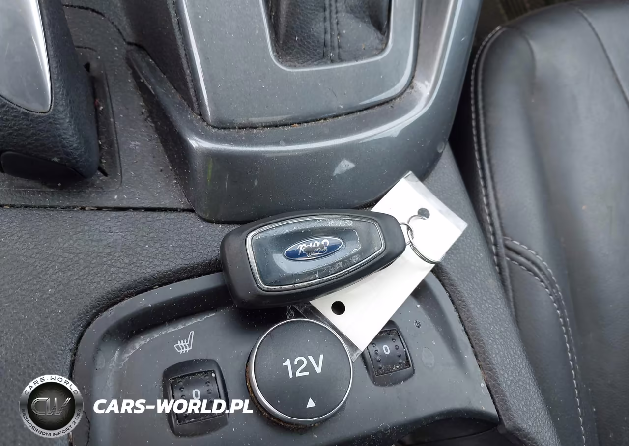 2017 Ford Escape Titanium VIN:1FMCU0J94HUB46125 - 11