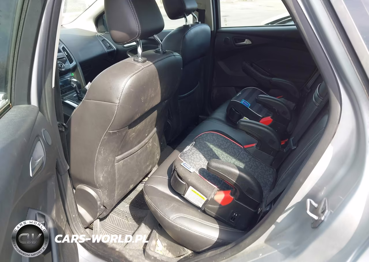 2017 Ford Escape Titanium VIN:1FMCU0J94HUB46125 - 8