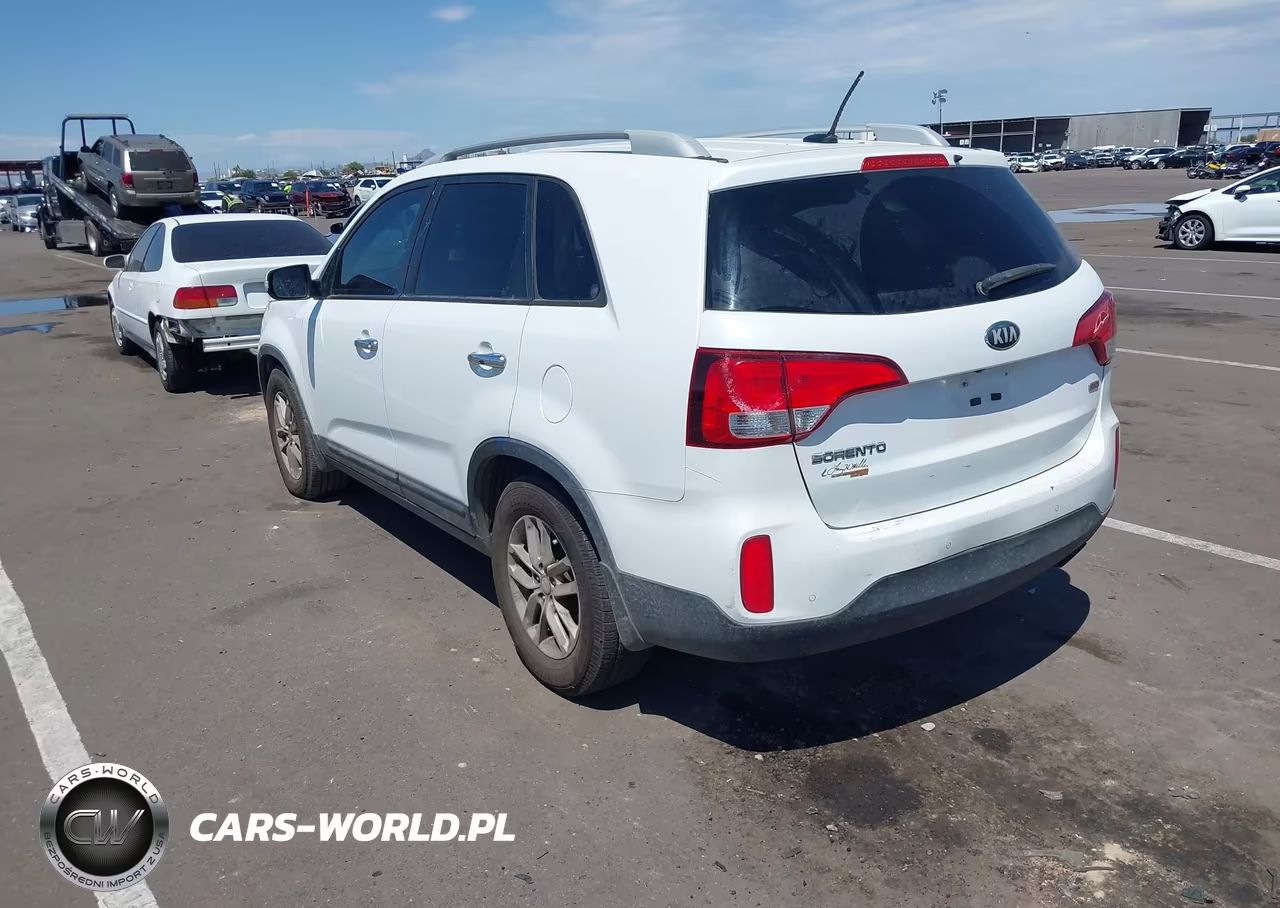 2014 Kia Sorento Lx VIN:5XYKT3A6XEG453418 - 3