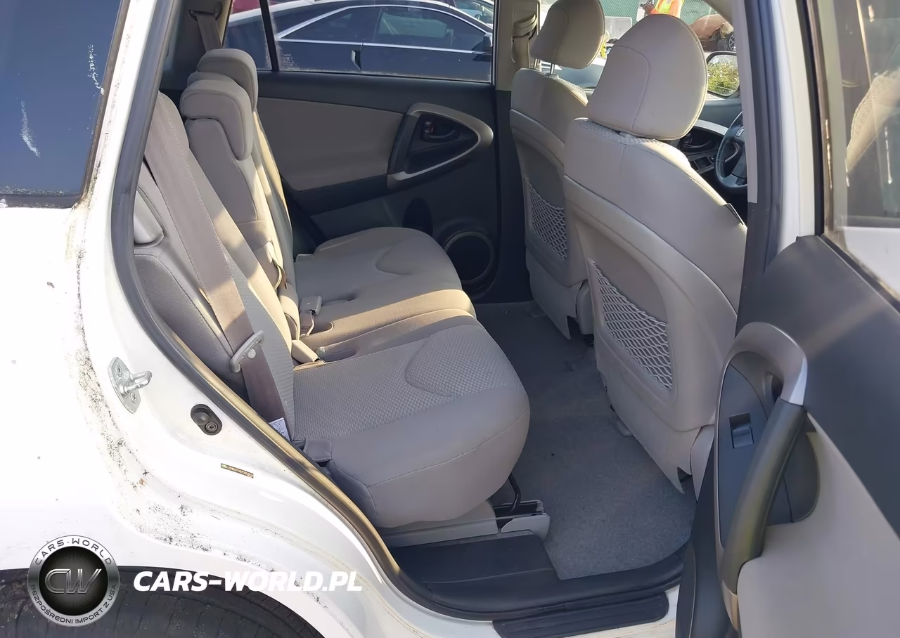 2007 Toyota Rav4 Limited VIN:JTMBD31V875053924 - 8