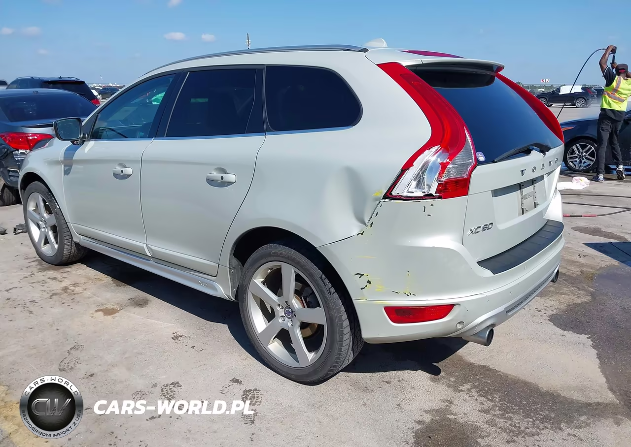 2012 Volvo Xc60 T6-T6 Platinum-T6 Premier Plus-T6 R-Design-T6 R-Design Platinum-T6 R-Design Premier Plus VIN:YV4902DZ1C2339108 - 3