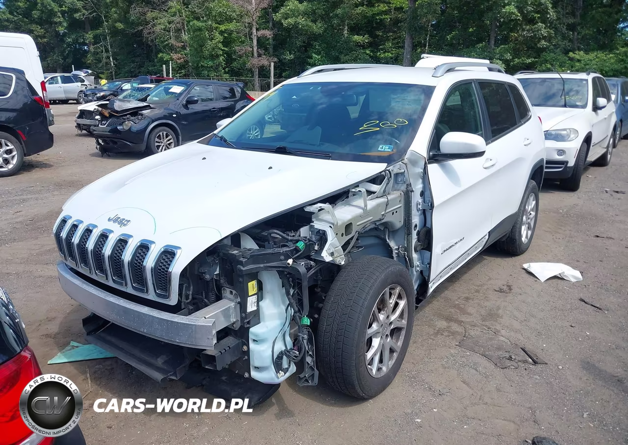 2016 Jeep Cherokee Latitude VIN:1C4PJMCB3GW279158 - 2