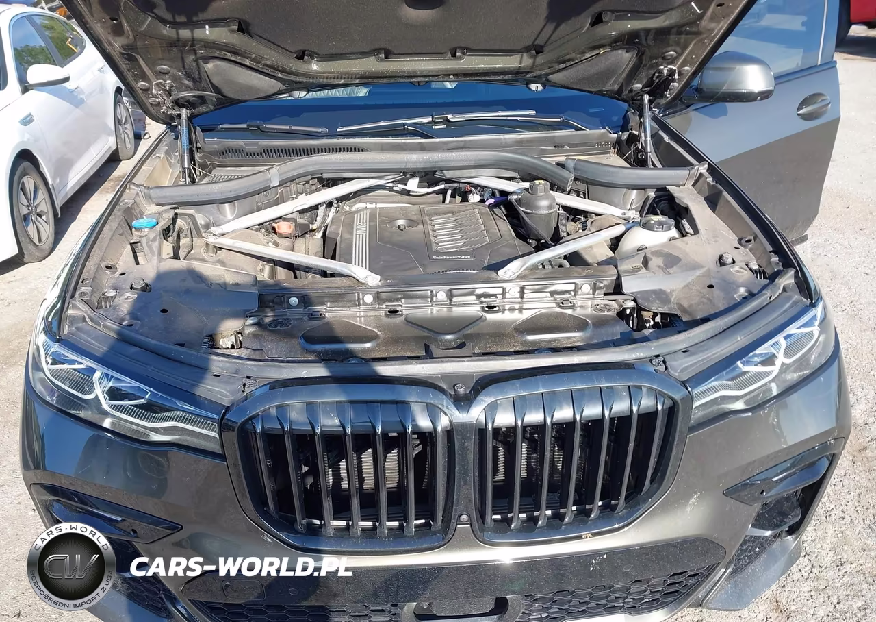2022 BMW X7 xDrive40I VIN:5UXCW2C02N9N06367 - 10