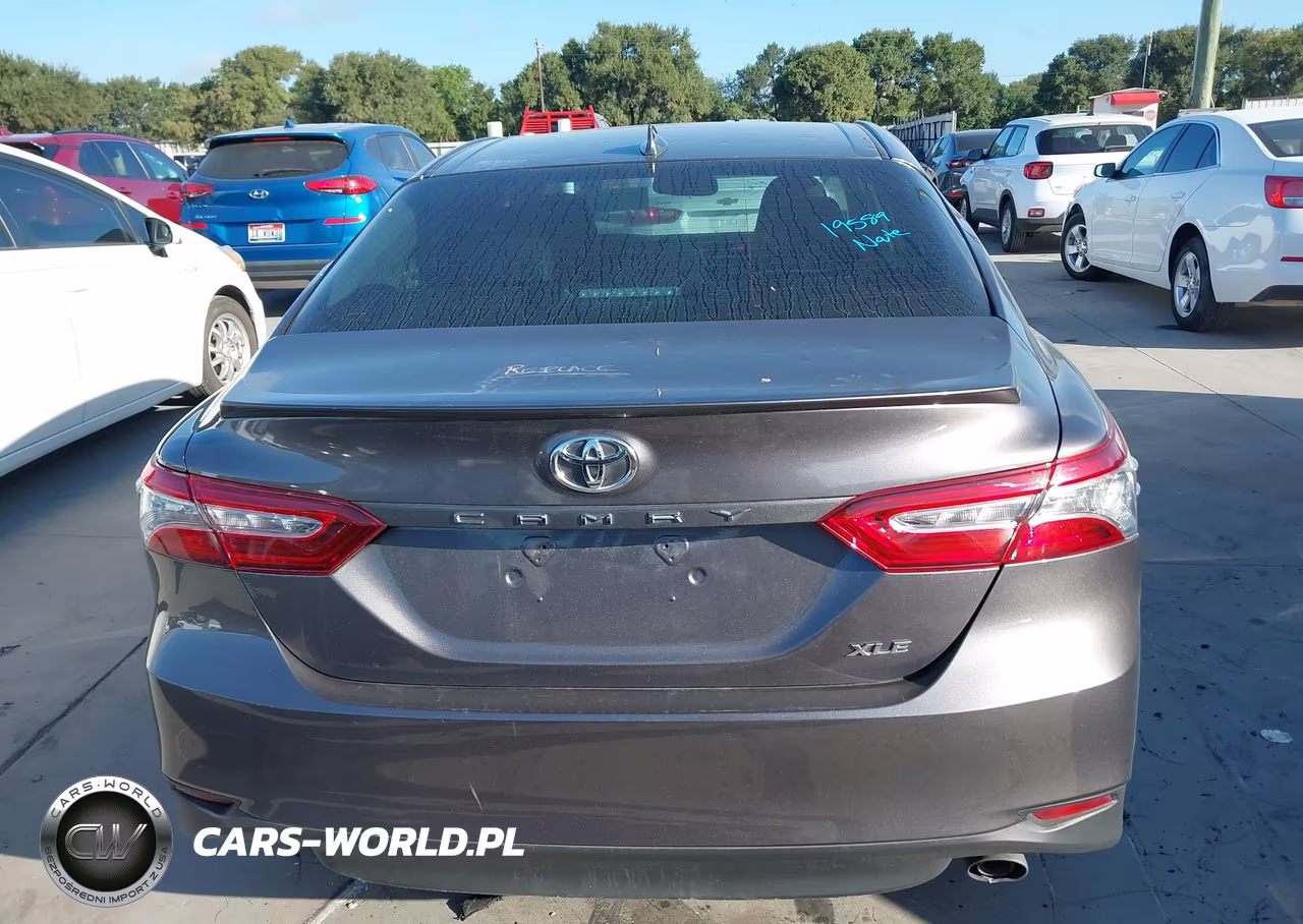 2020 Toyota Camry Xle VIN:4T1F11AK8LU394143 - 16