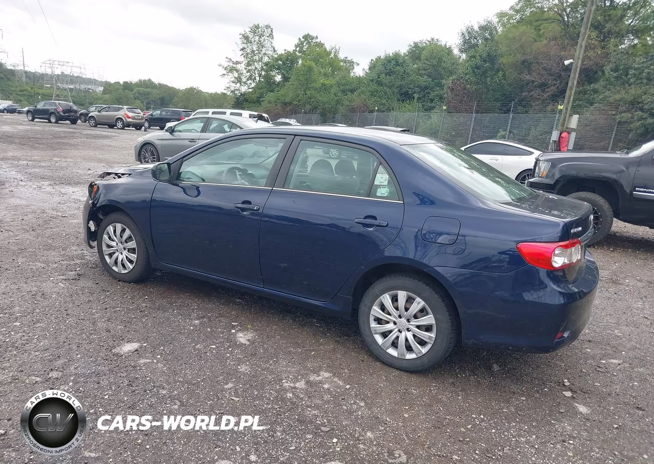 2013 Toyota Corolla Le VIN:2T1BU4EE0DC944126 - 3
