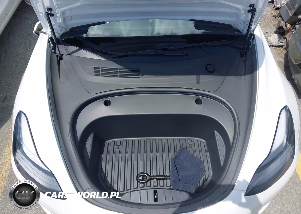 2013 Tesla Model S VIN:5YJSA1DN0DFP05471 - 10