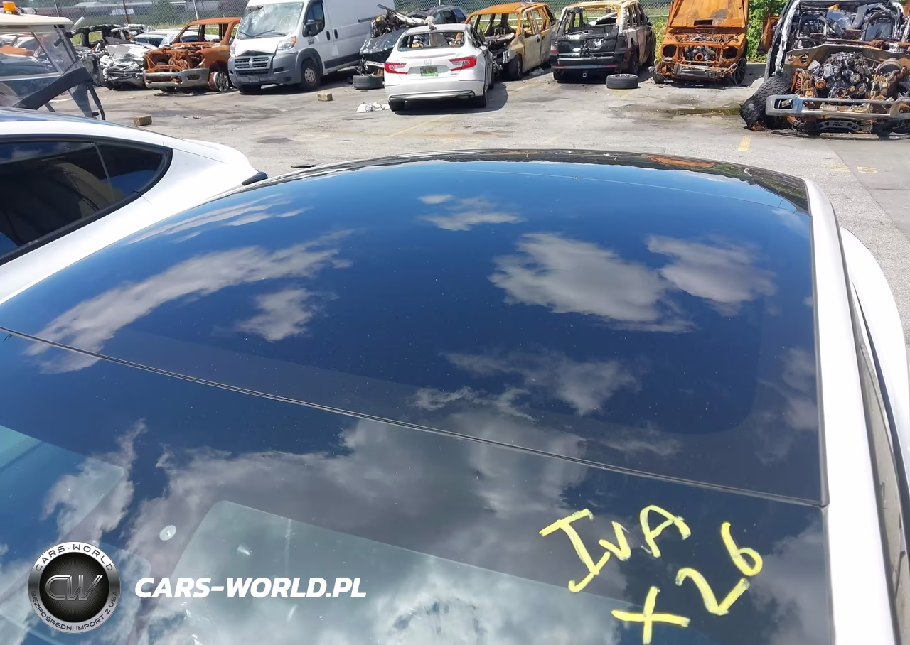 2013 Tesla Model S VIN:5YJSA1DN0DFP05471 - 12