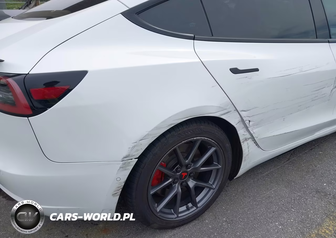 2013 Tesla Model S VIN:5YJSA1DN0DFP05471 - 19