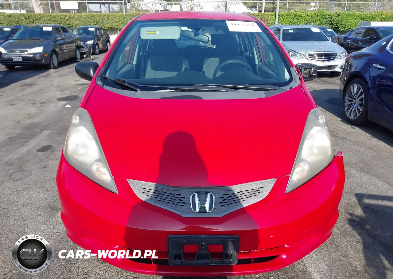 2010 Honda Fit VIN:JHMGE8H28AC037848 - 12