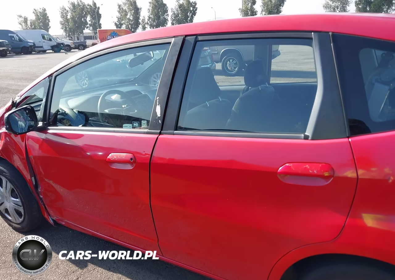 2010 Honda Fit VIN:JHMGE8H28AC037848 - 14
