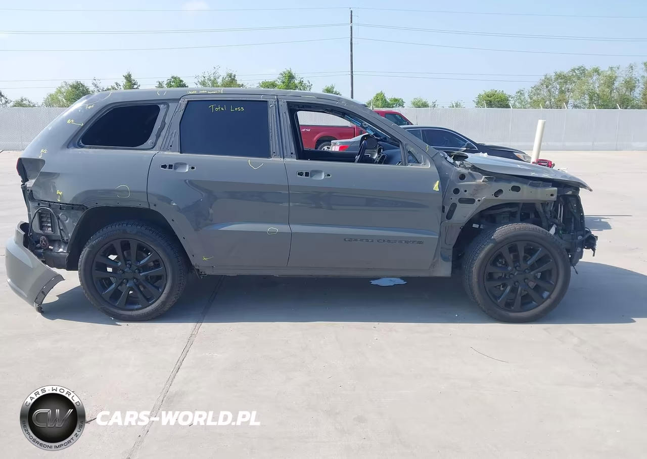 2020 Jeep Grand Cherokee Altitude 4X2 VIN:1C4RJEAG3LC182308 - 13