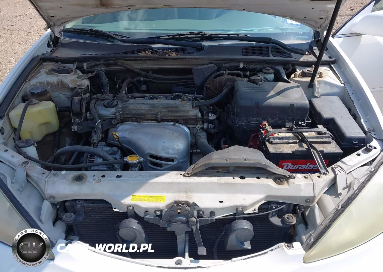 2002 Toyota Camry Le VIN:JTDBE32K420125340 - 10