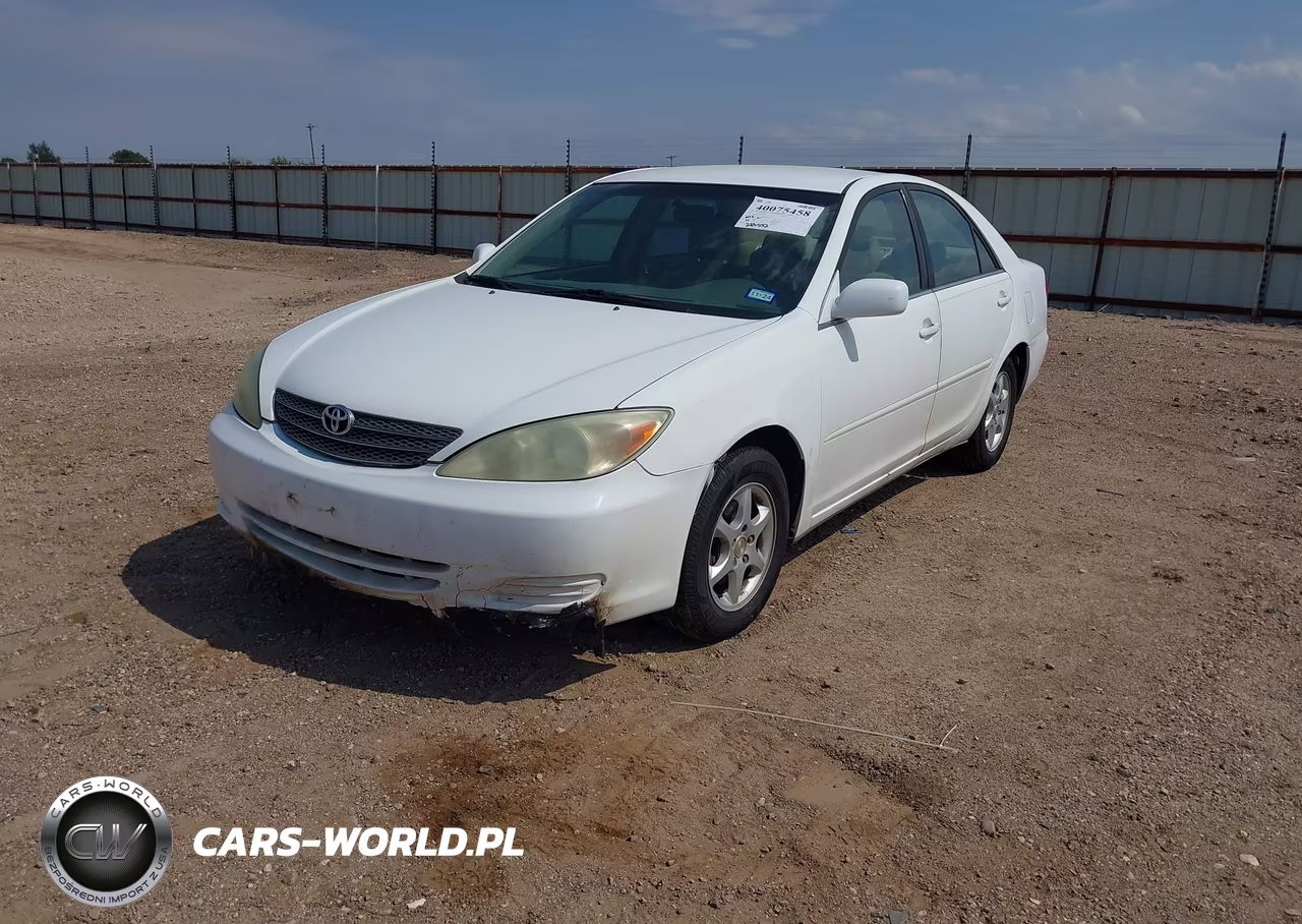 2002 Toyota Camry Le VIN:JTDBE32K420125340 - 2