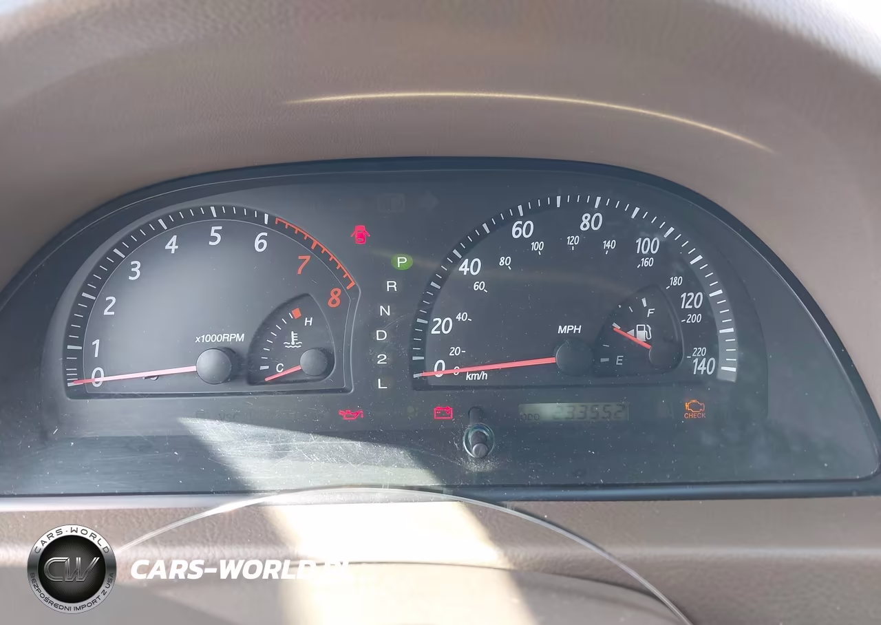 2002 Toyota Camry Le VIN:JTDBE32K420125340 - 7