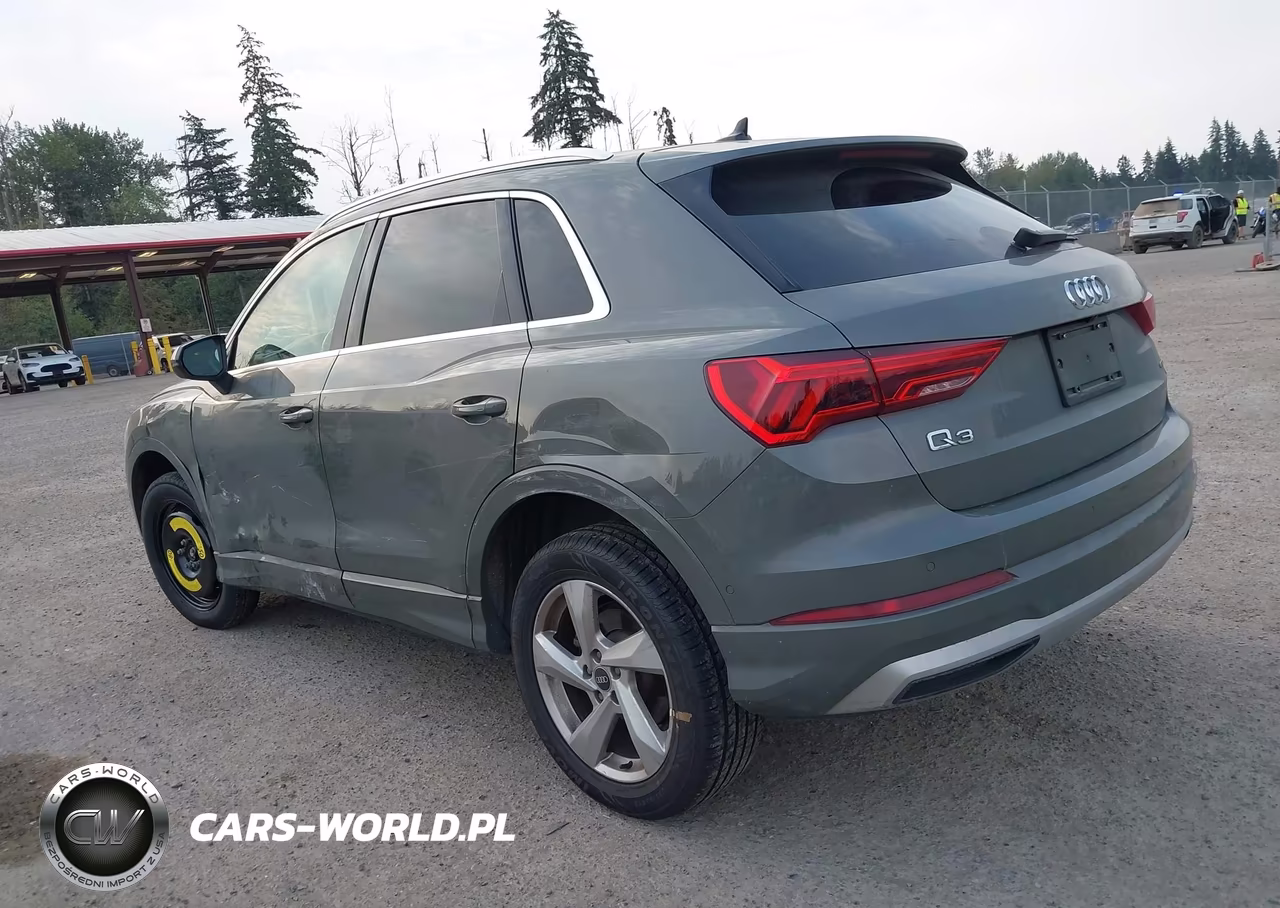 2021 Audi Q3 Premium Plus 40 VIN:WA1BUCF32M1113023 - 3